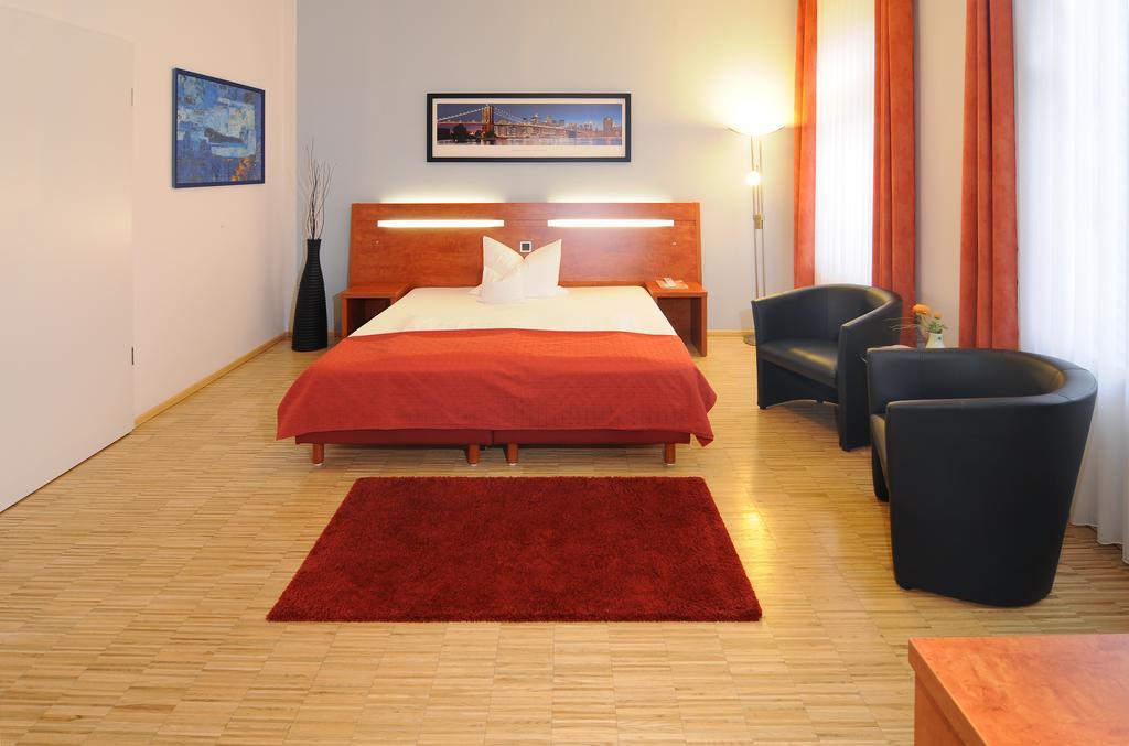 Hotel Stadtvilla Кобург Екстер'єр фото